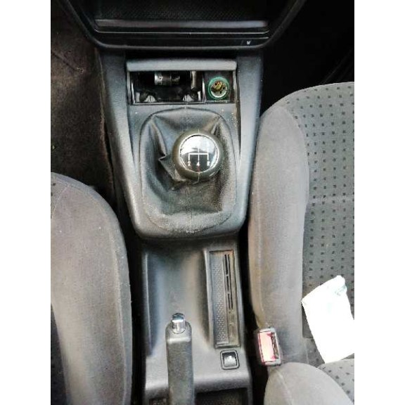 volkswagen passat berlina (3b2) del año 1997