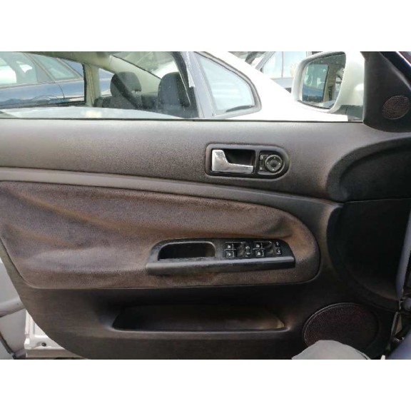 volkswagen passat berlina (3b2) del año 1997