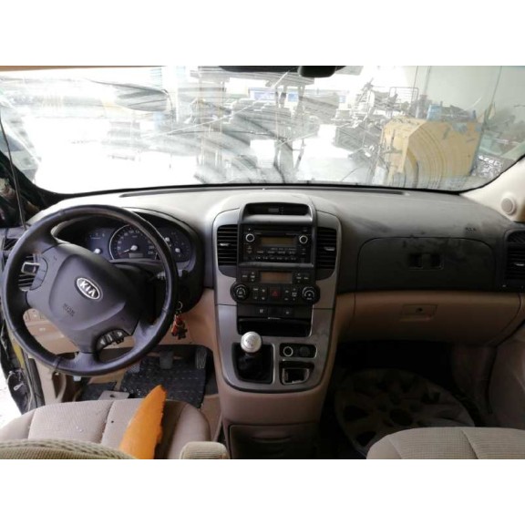 kia carnival del año 2010