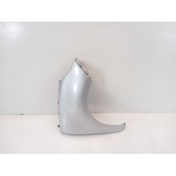 Recambio de aleta delantera derecha para renault scénic iii (jz0/1_) 1.5 dci referencia OEM IAM   