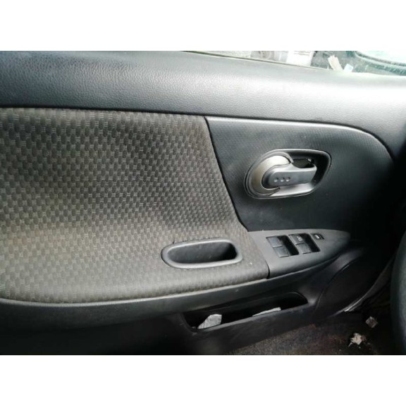 nissan note (e11e) del año 2008