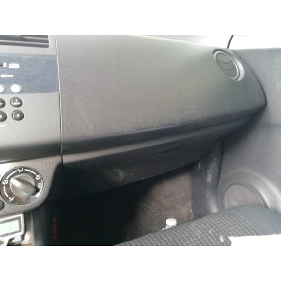 suzuki swift berlina (mz) del año 2006