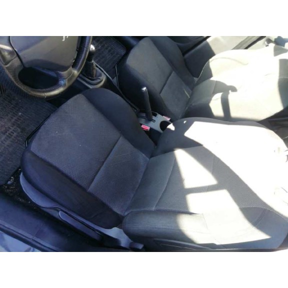 peugeot 207 del año 2007