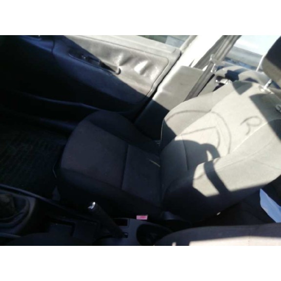 peugeot 207 del año 2007