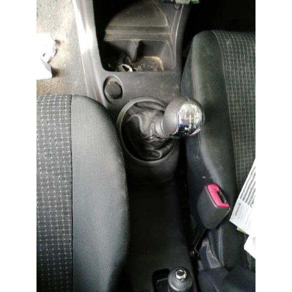 suzuki swift berlina (mz) del año 2006