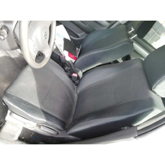 suzuki swift berlina (mz) del año 2006