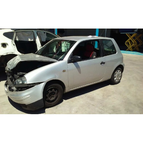 seat arosa (6h1) del año 2001