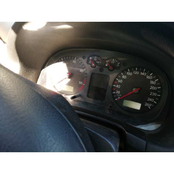 volkswagen golf iv berlina (1j1) del año 2002