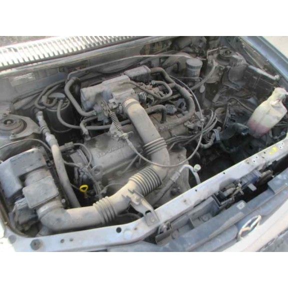 mazda demio (dw) del año 2001