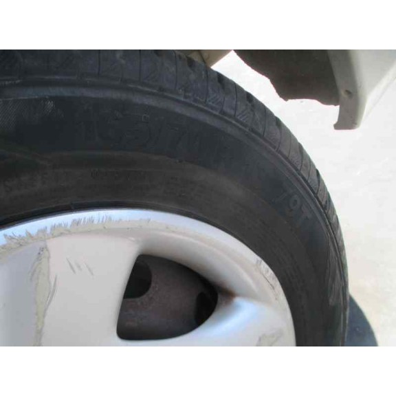 mazda demio (dw) del año 2001