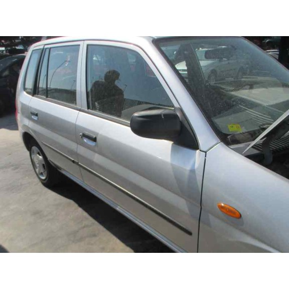 mazda demio (dw) del año 2001