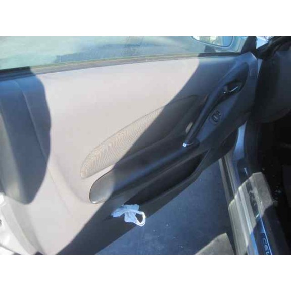 toyota celica (t23) del año 2000