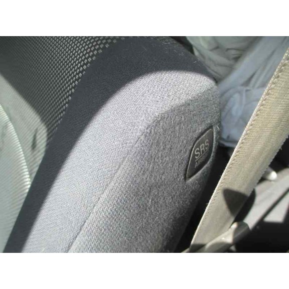 mazda demio (dw) del año 2002