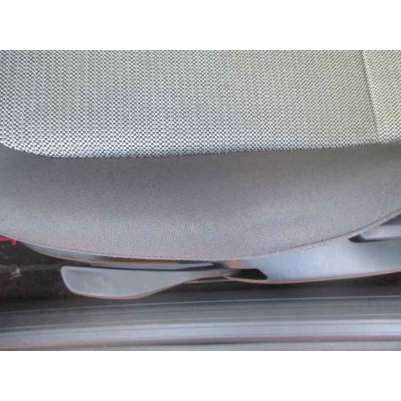 seat ibiza sc (6j1) del año 2010