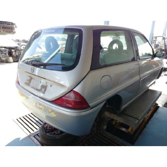 lancia lancia y del año 2003