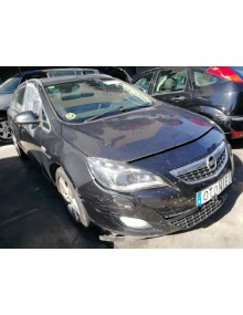 opel astra j sports tourer del año 2009