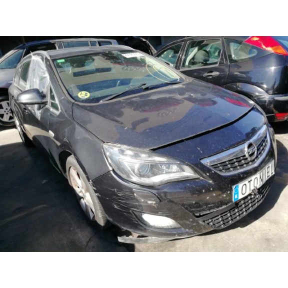 opel astra j sports tourer del año 2009