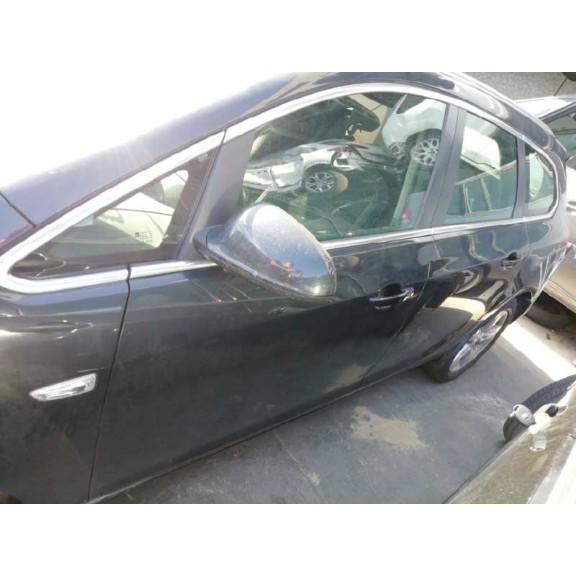 opel astra j sports tourer del año 2009