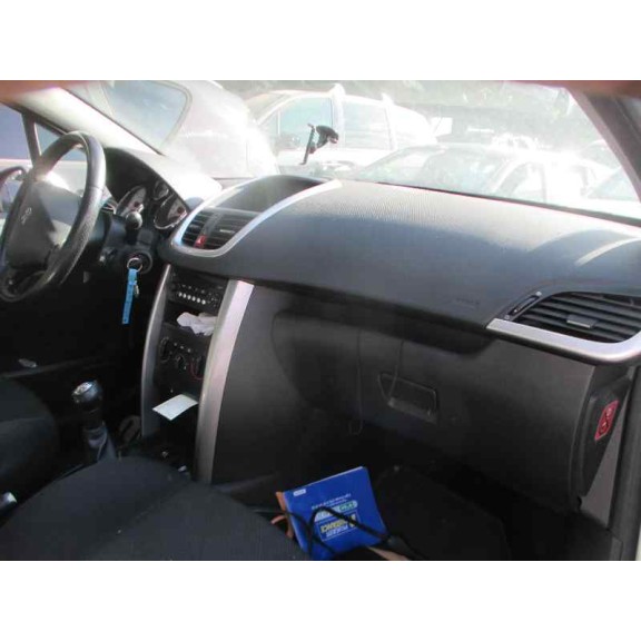 peugeot 207 sw del año 2008