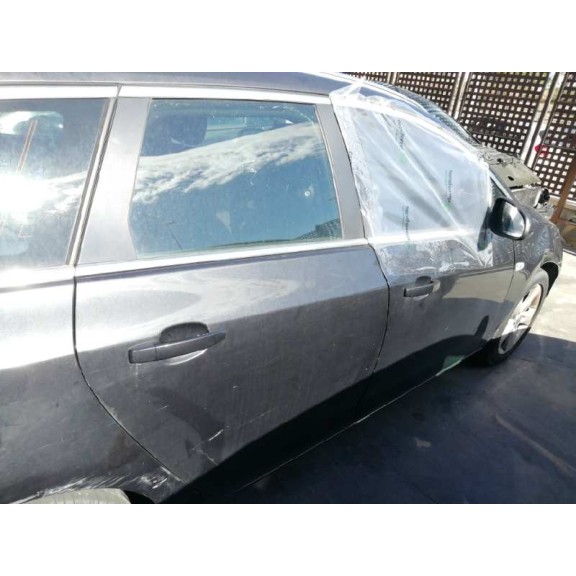 opel astra j sports tourer del año 2009