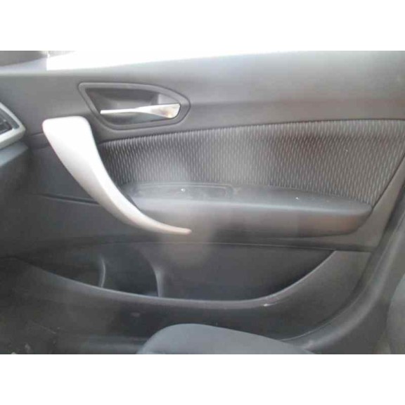 bmw serie 1 lim. (f20) del año 2012