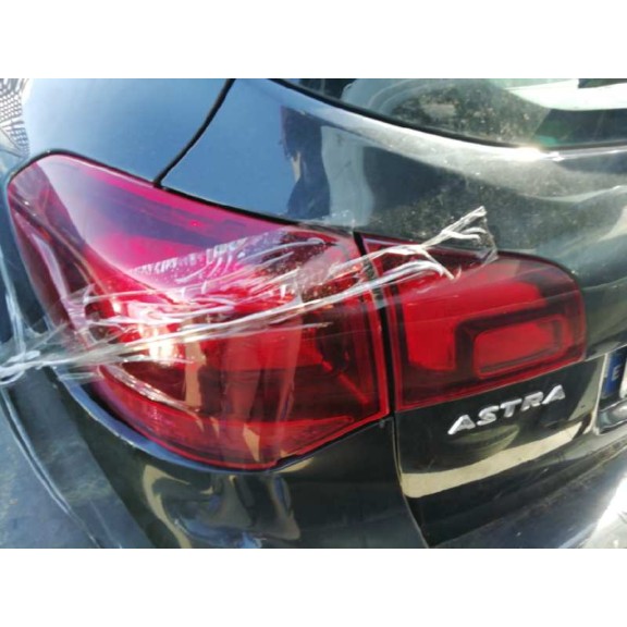 opel astra j sports tourer del año 2009
