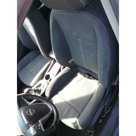 opel astra j sports tourer del año 2009