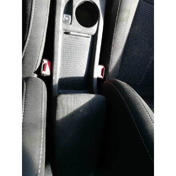 opel astra j sports tourer del año 2009