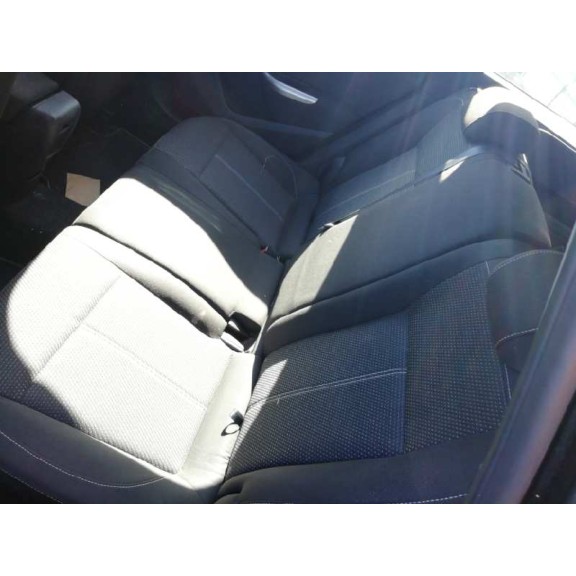 opel astra j sports tourer del año 2009