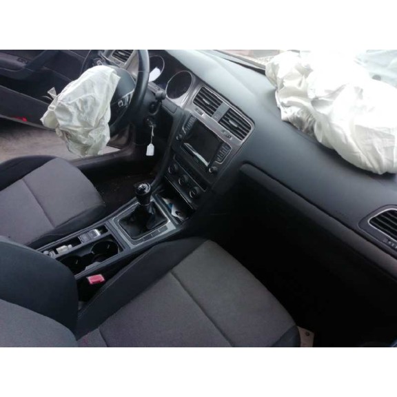 volkswagen golf vii lim. del año 2014