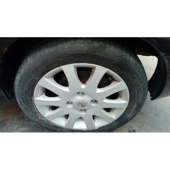 nissan almera (n16/e) del año 2004