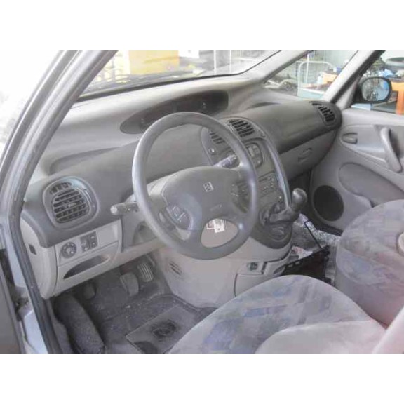 citroën xsara picasso del año 2001