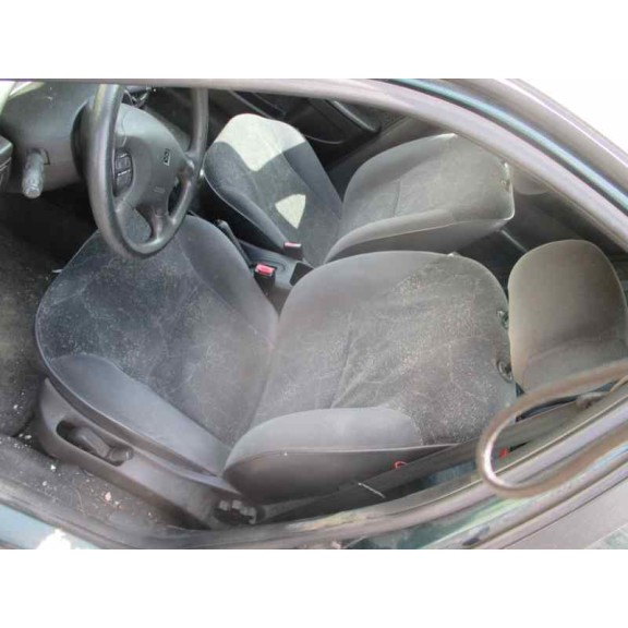 citroën xsara berlina del año 2000