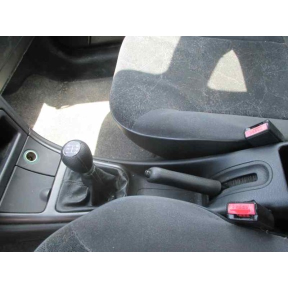 citroën xsara berlina del año 2000