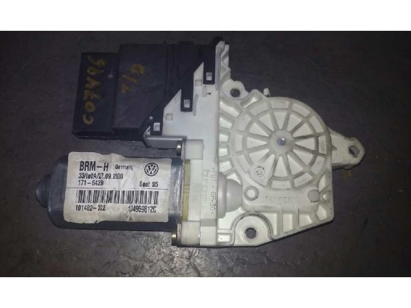 Recambio de motor elevalunas trasero derecho para seat leon (1m1) signo referencia OEM IAM 1J4959812C  