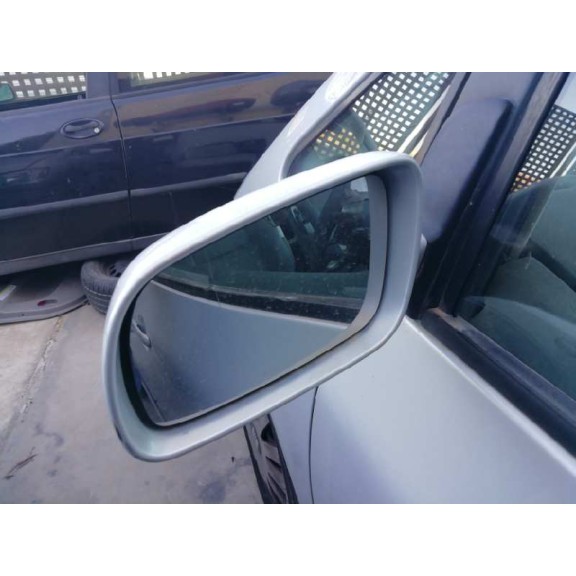 seat alhambra (7v9) del año 2003