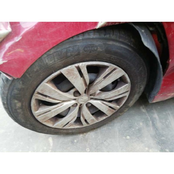 peugeot 208 del año 2014