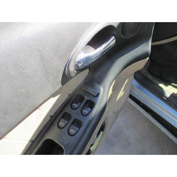 alfa romeo 156 del año 2004