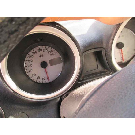 alfa romeo 156 del año 2004