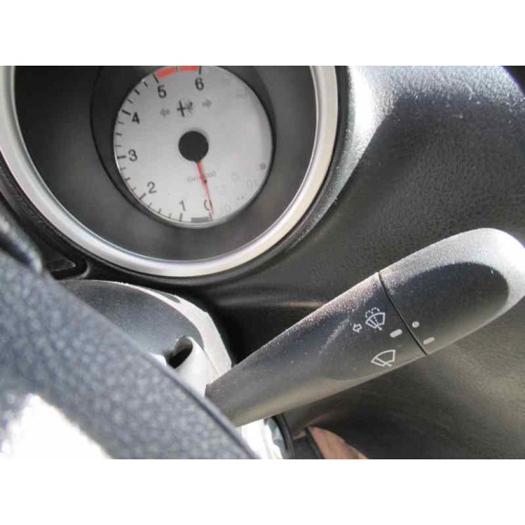 alfa romeo 156 del año 2004