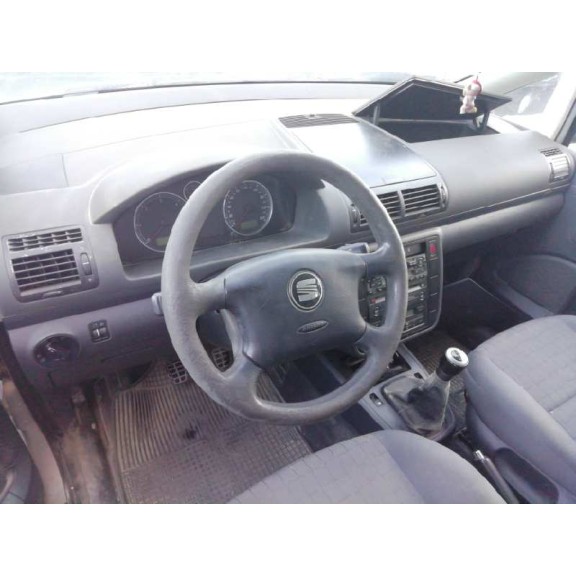 seat alhambra (7v9) del año 2003