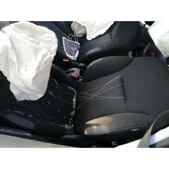 peugeot 208 del año 2014