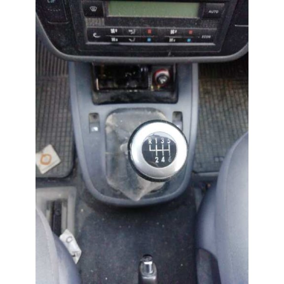 seat alhambra (7v9) del año 2003