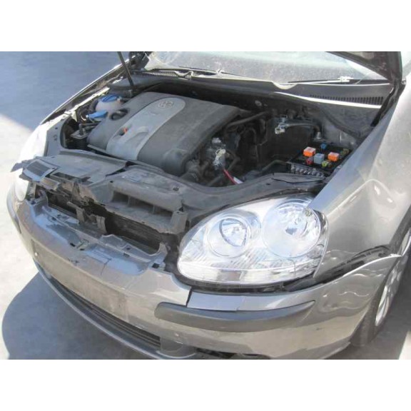 volkswagen golf v berlina (1k1) del año 2008