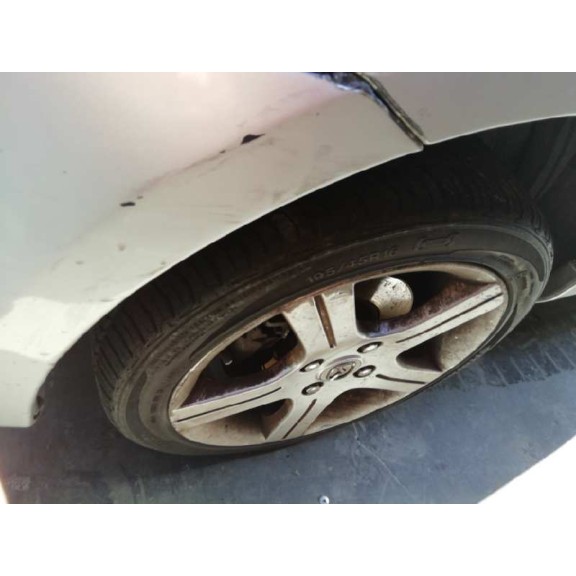 mazda 2 berlina (dy) del año 2006