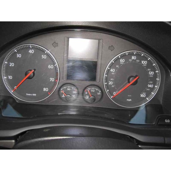 volkswagen golf v berlina (1k1) del año 2008