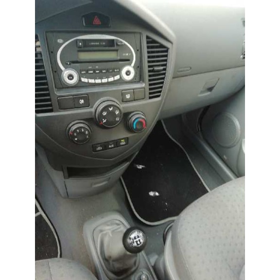 kia carens del año 2005