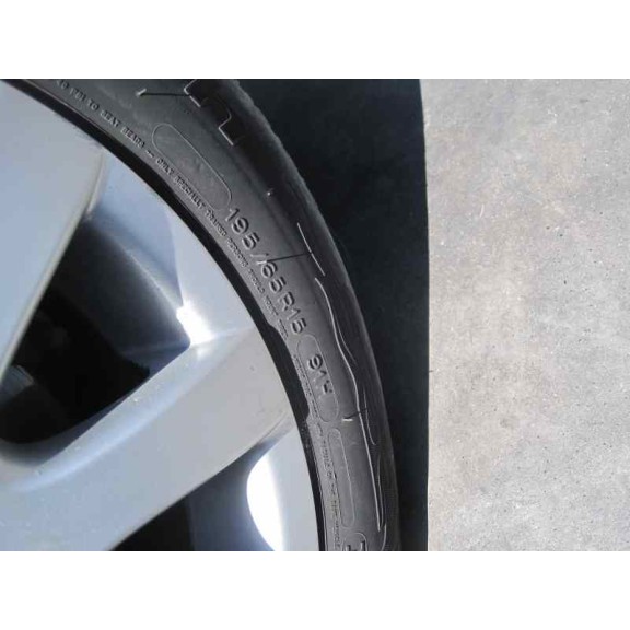 volkswagen golf v berlina (1k1) del año 2008