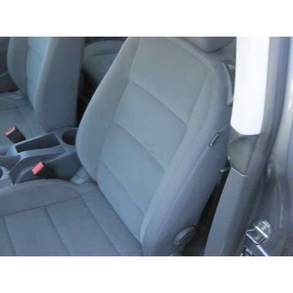 volkswagen golf v berlina (1k1) del año 2008