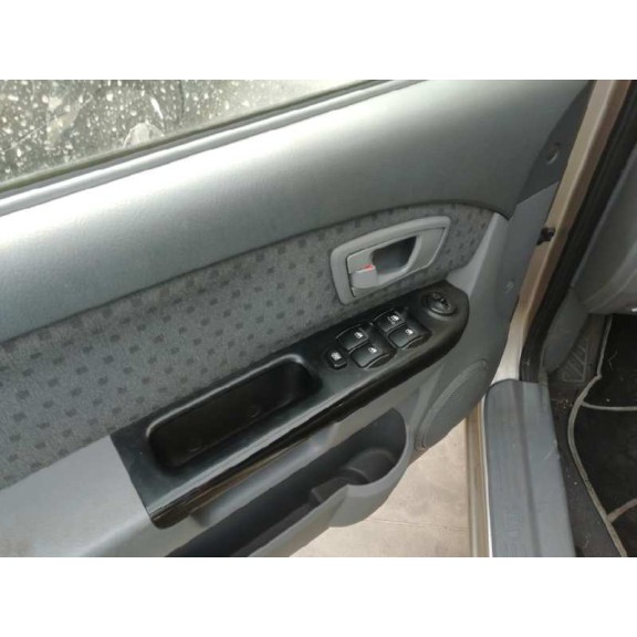 kia carens del año 2005